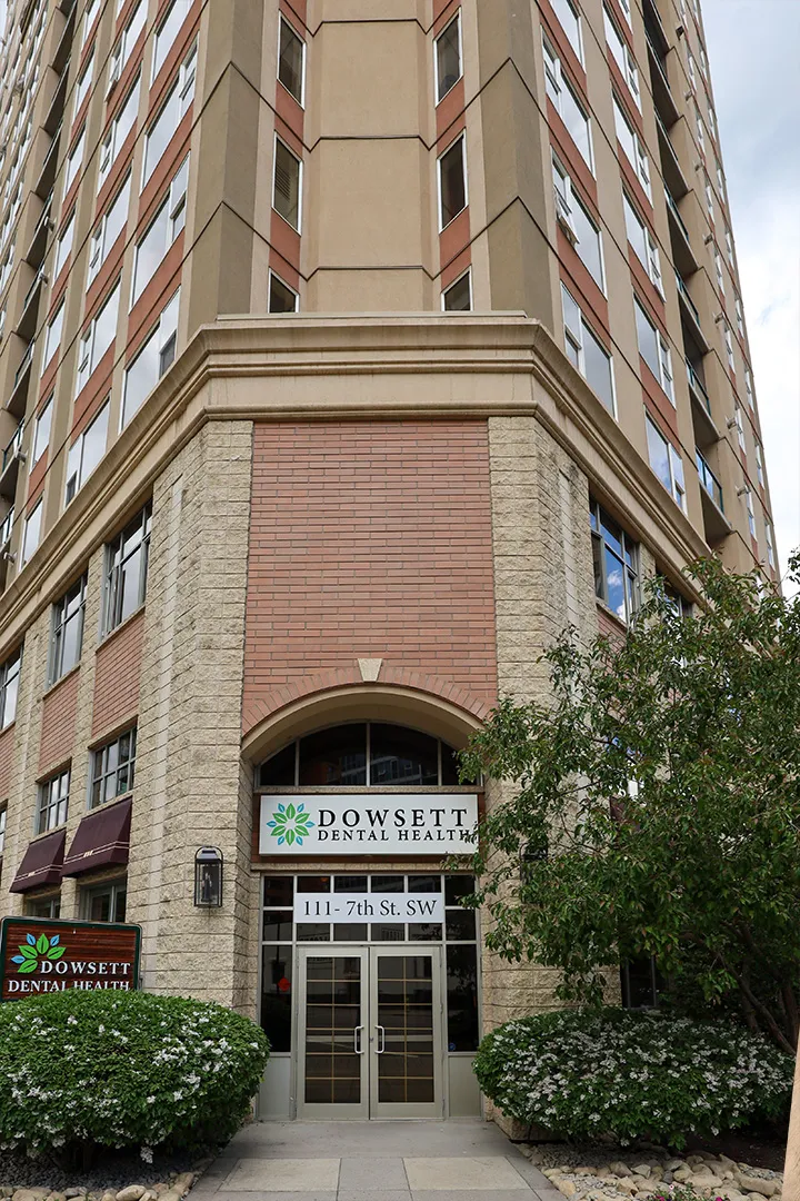 Dowsett Dental Health clinic view