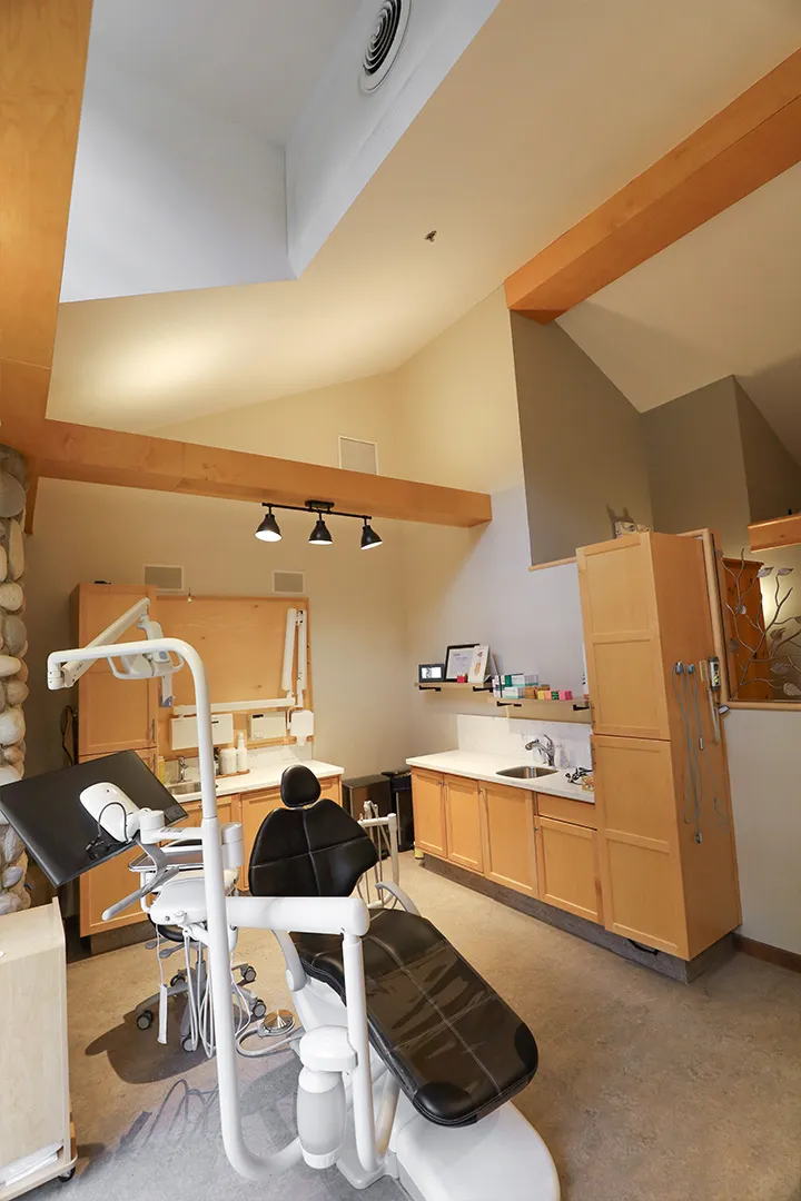 Dowsett Dental Health clinic view